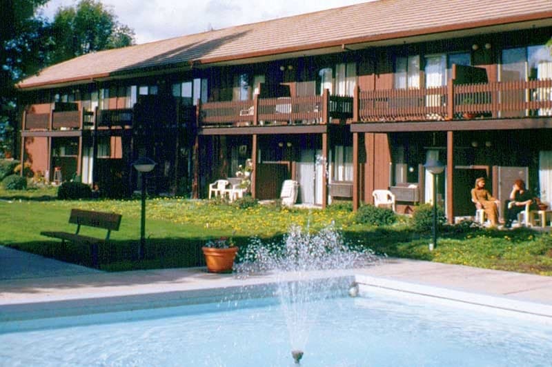 Valley Orchards Retirement Community