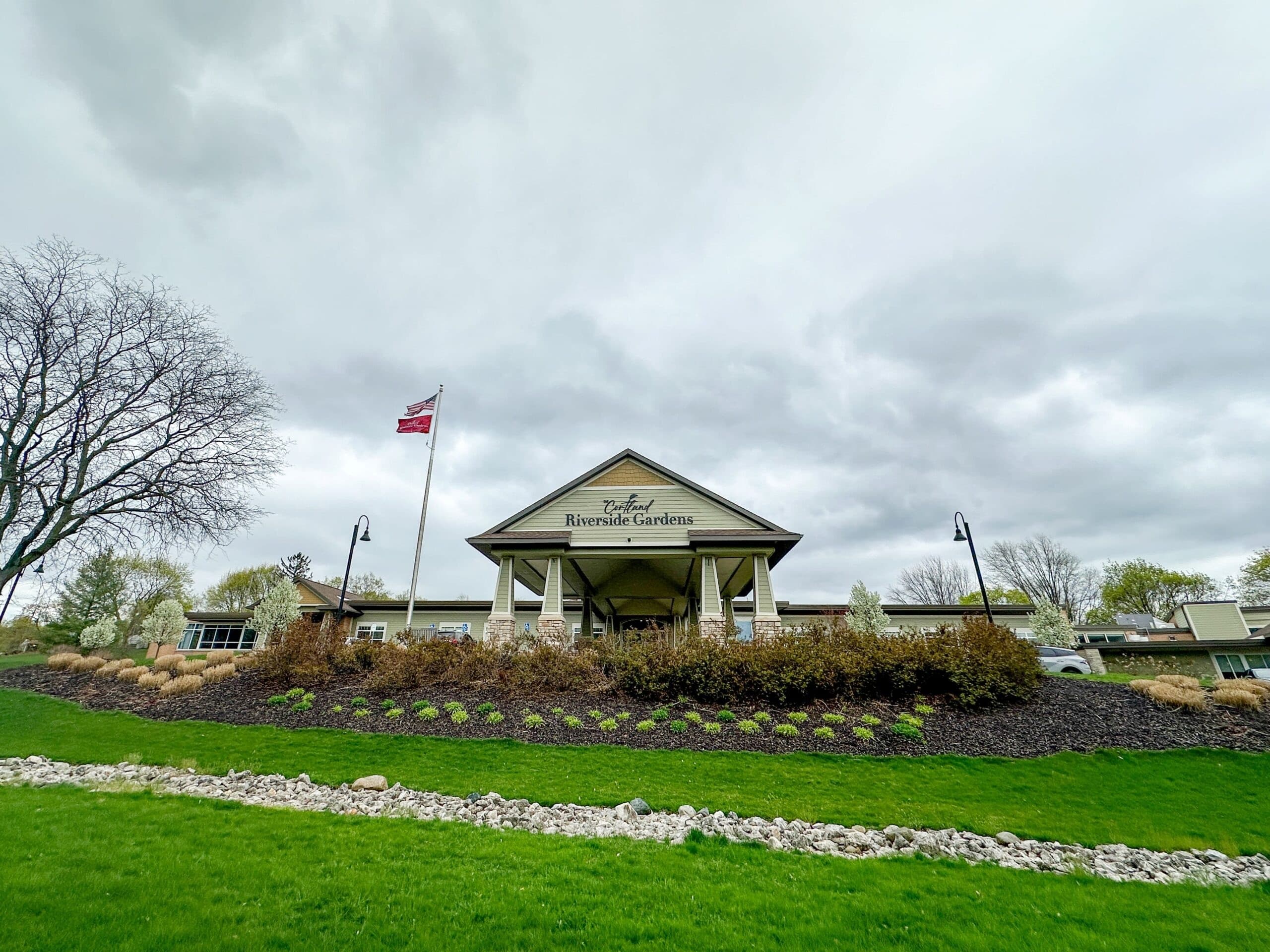 The Cortland Riverside Gardens