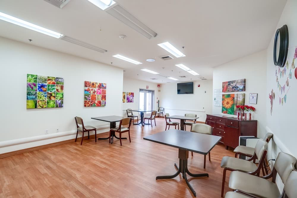 Leisure Glen Care Center — photo 1