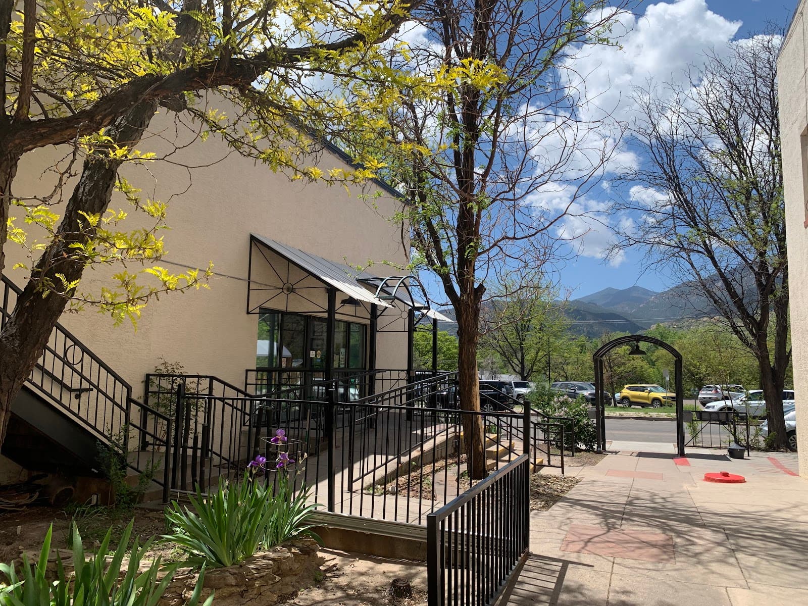 Sundance Skilled Nursing And Rehabilitation