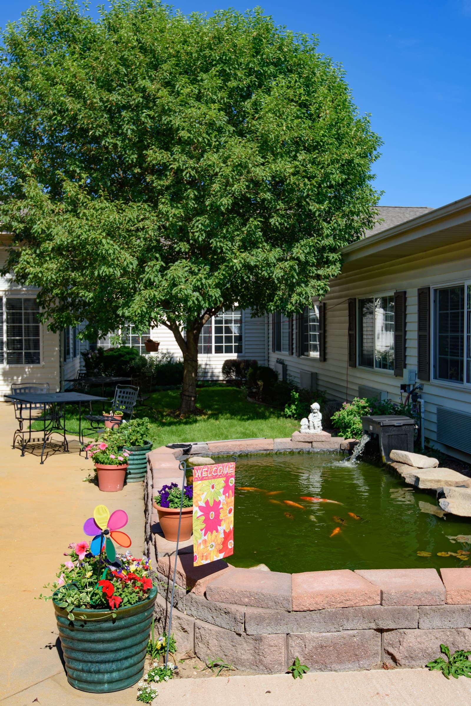 Life Care Center Of Colorado Springs