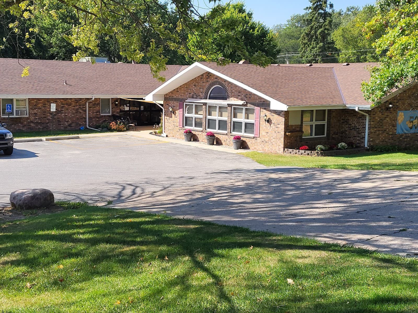 Red Oak Rehab and Care Center — photo 1