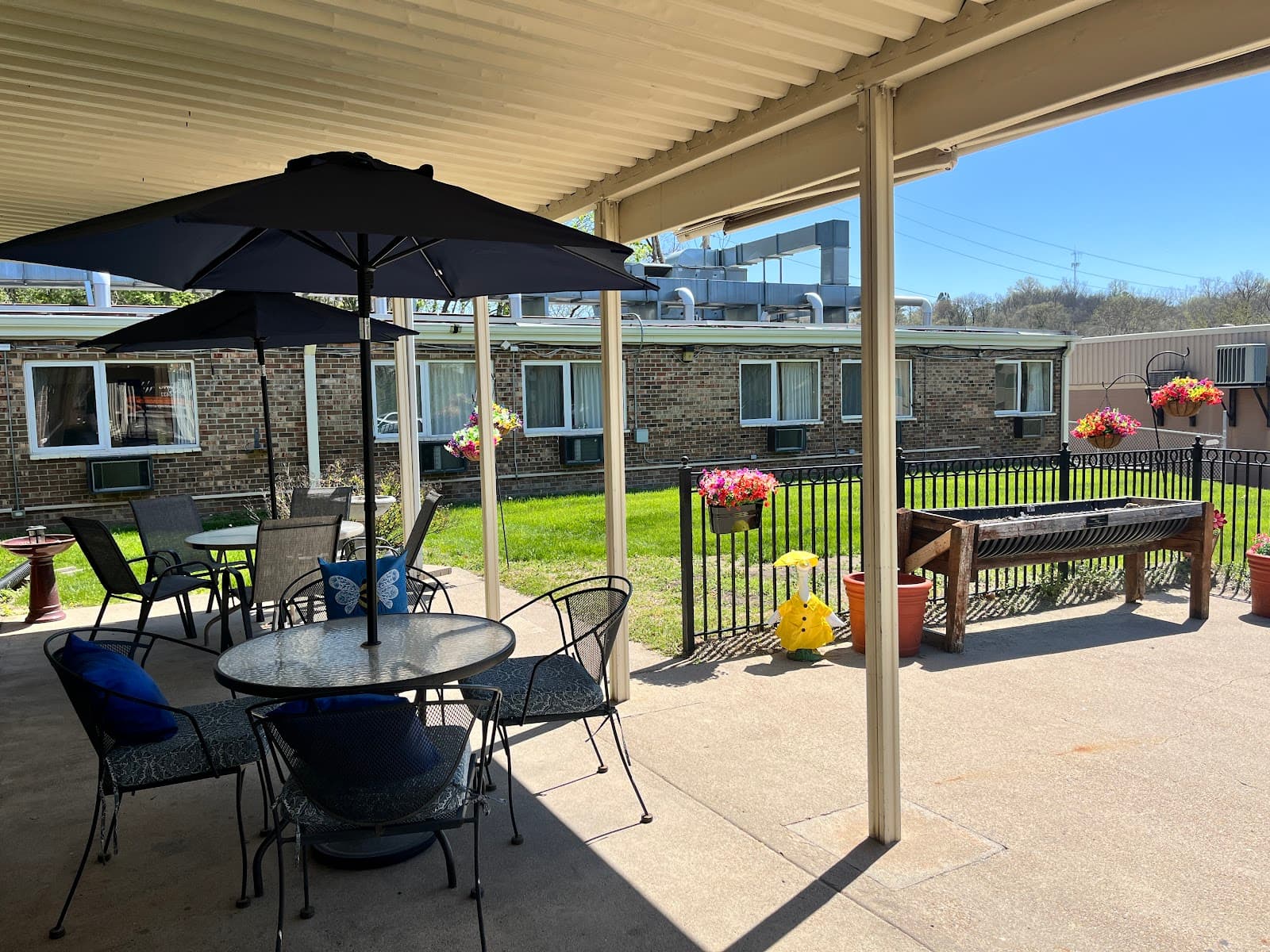 North Crest Living Center
