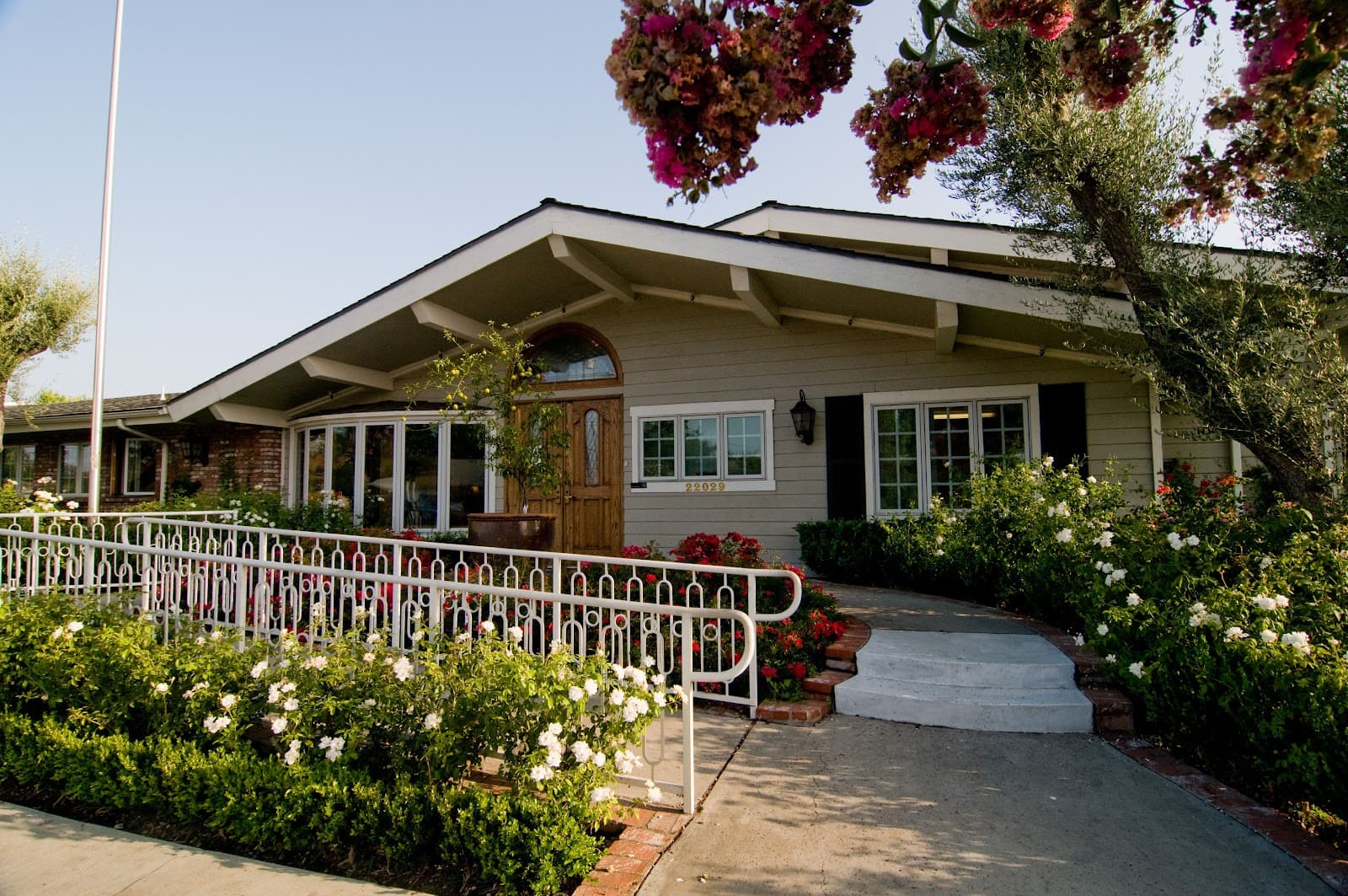 Canyon Oaks Nursing And Rehabilitation Center