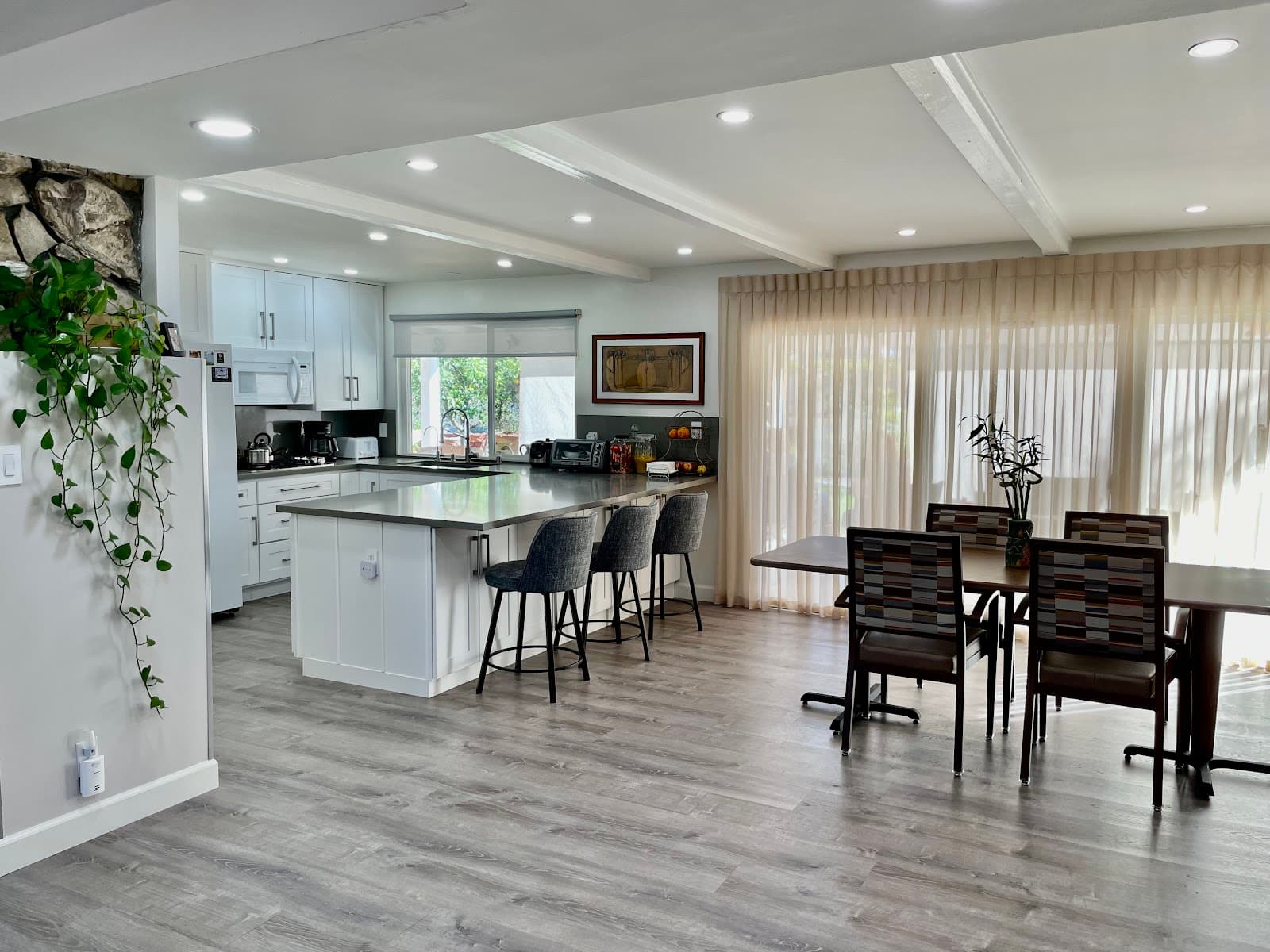 Thousand Oaks Home Care - 254 Sidlee