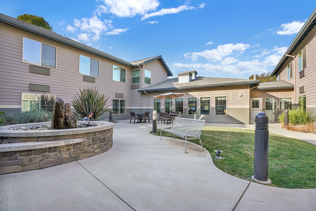 Almond Heights