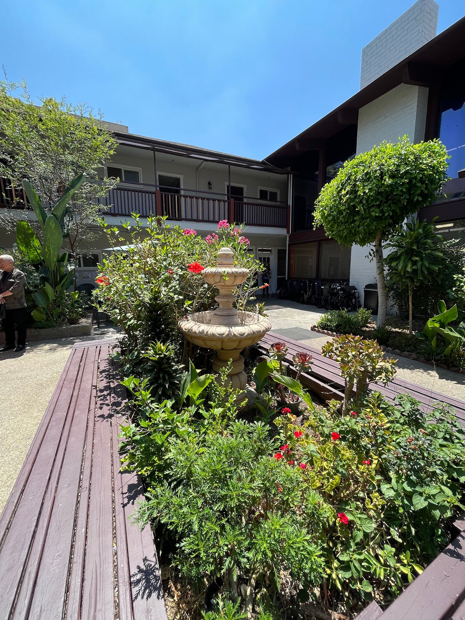 Garden Silver Town — photo 1