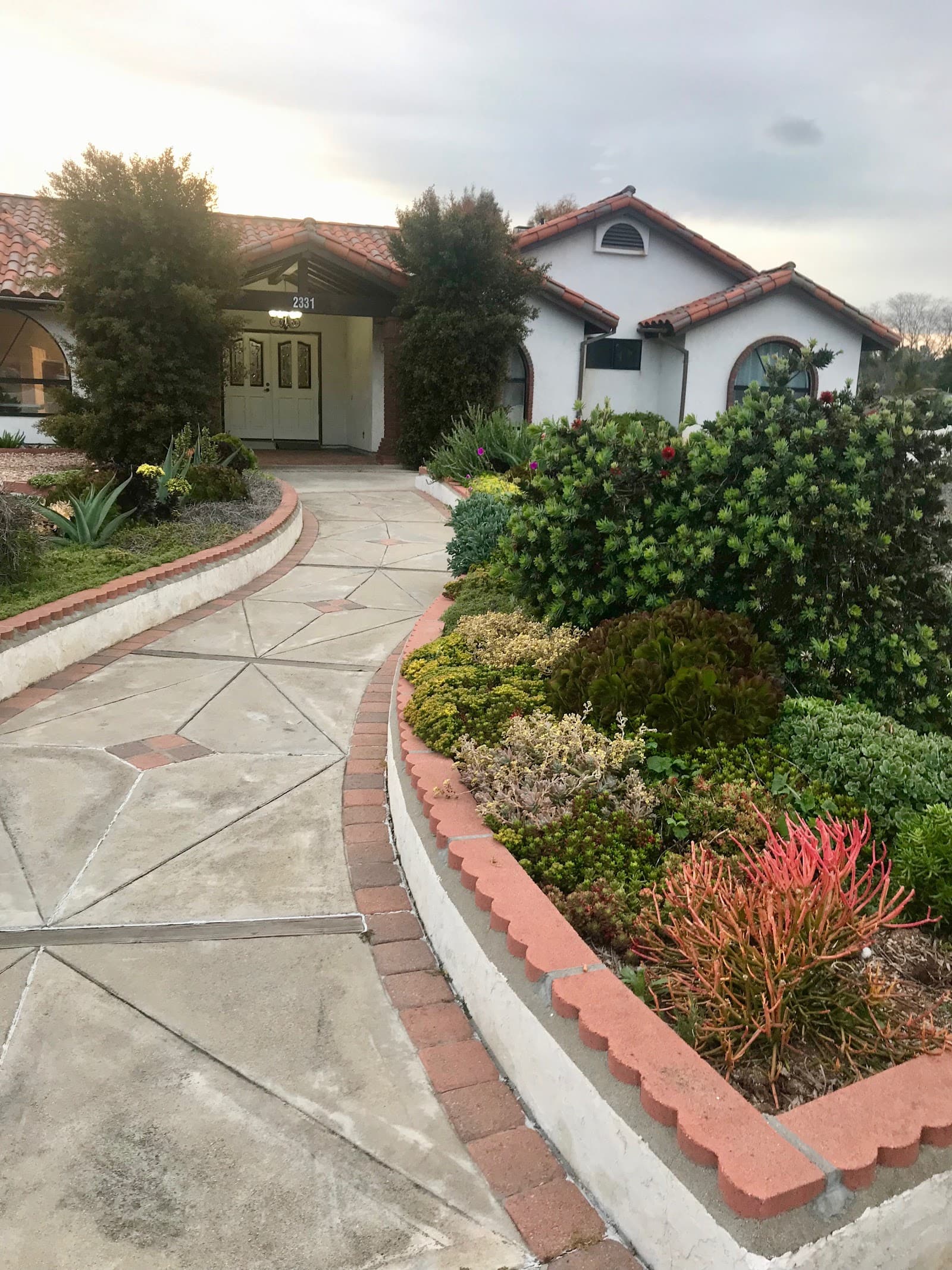 Monte Vista Manor — photo 1