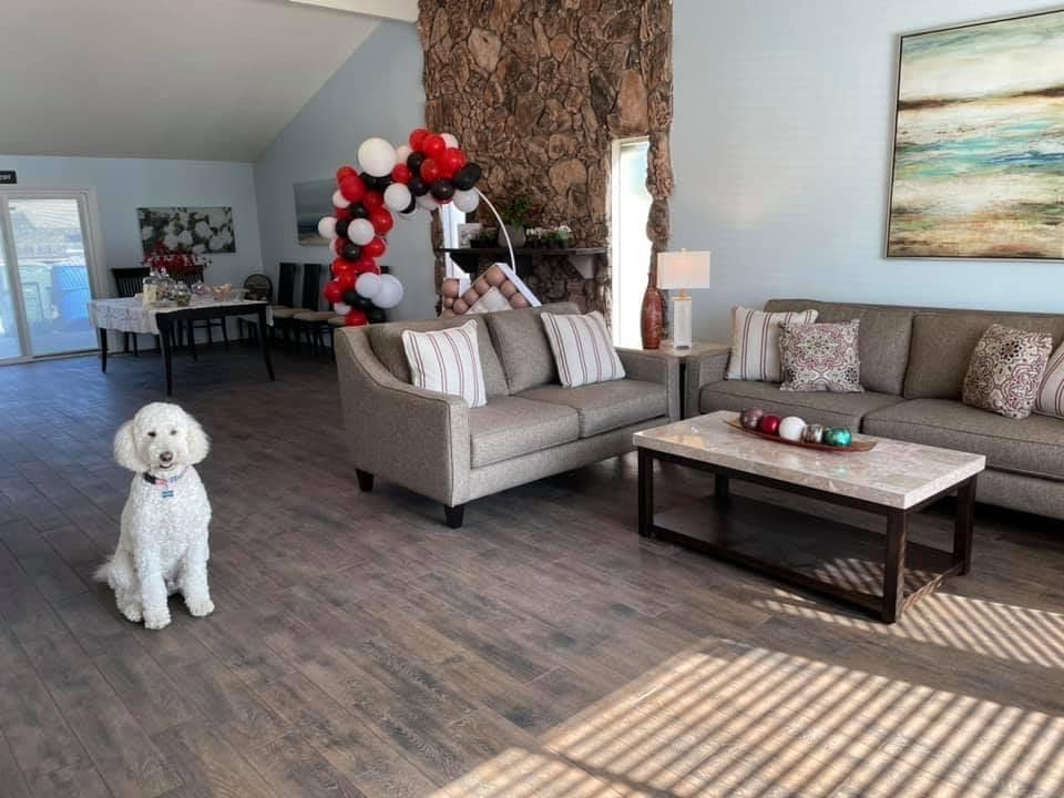 Comforts of Home Greenhaven — photo 1