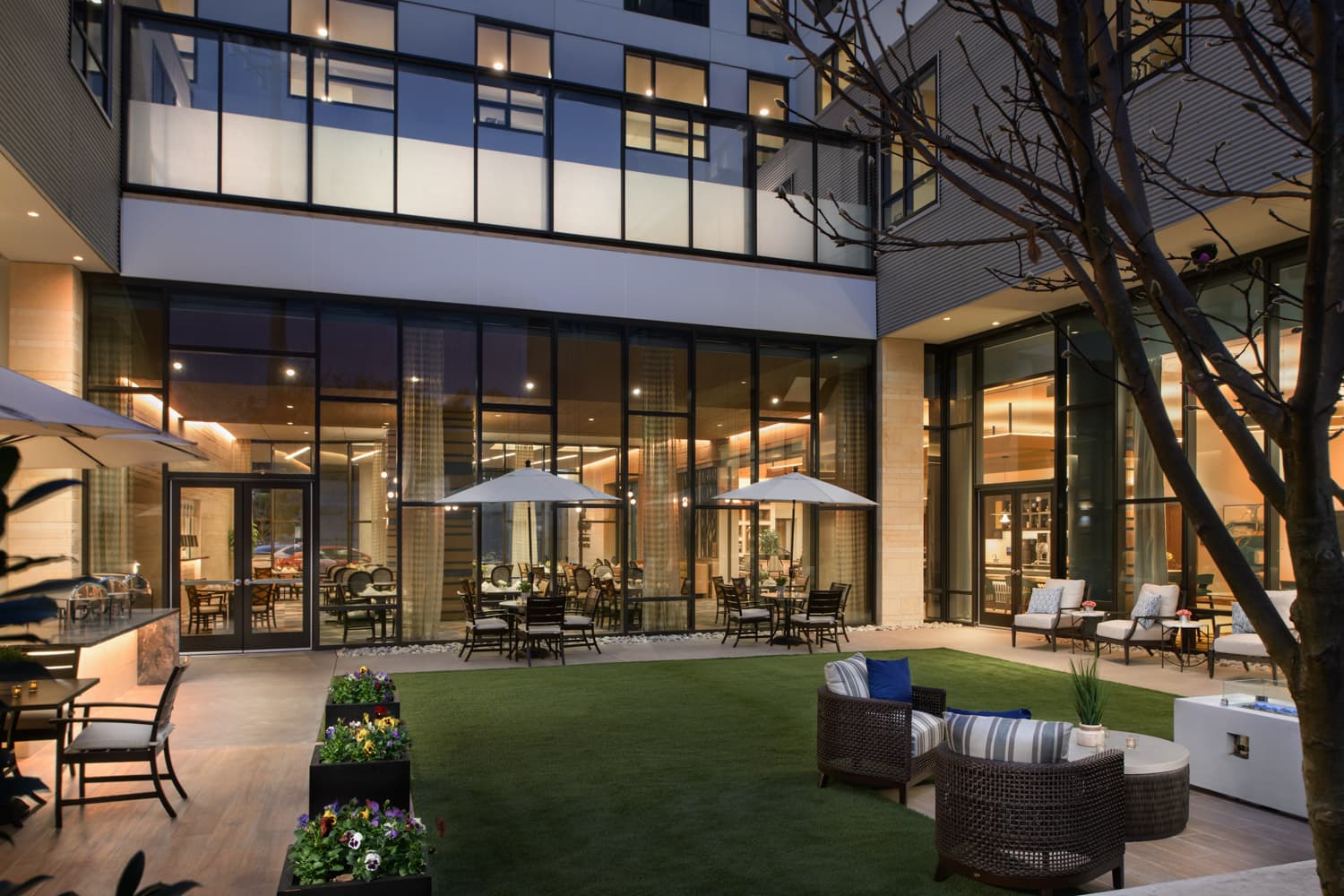 MorningStar Senior Living at River Oaks