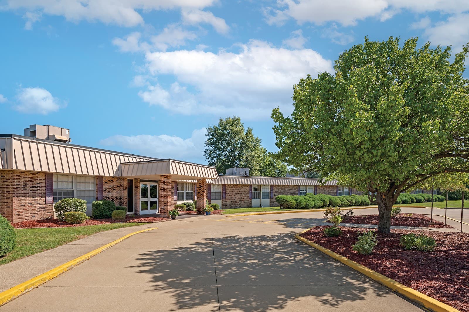 Lakeland Rehabilitation & Health Care Center — photo 1