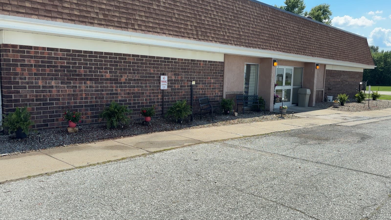 Axiom Healthcare of Flora