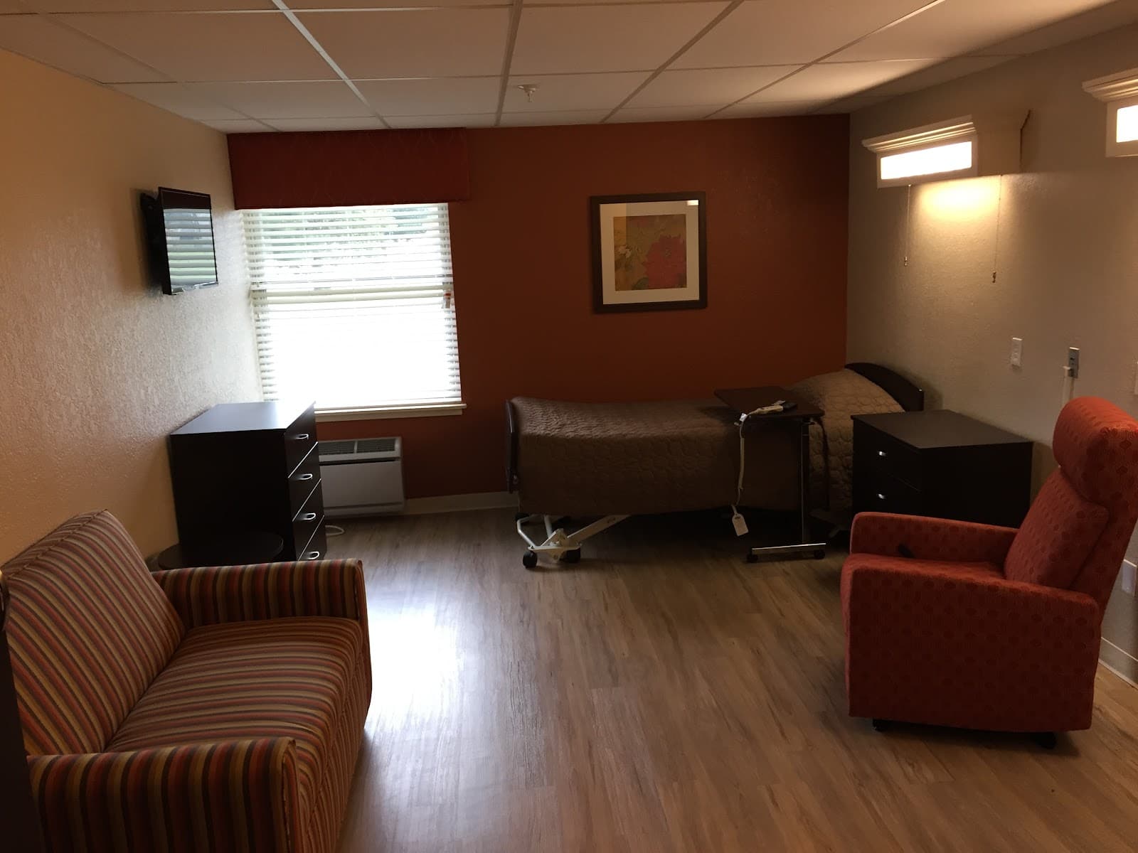 Southgate Living Center — photo 1