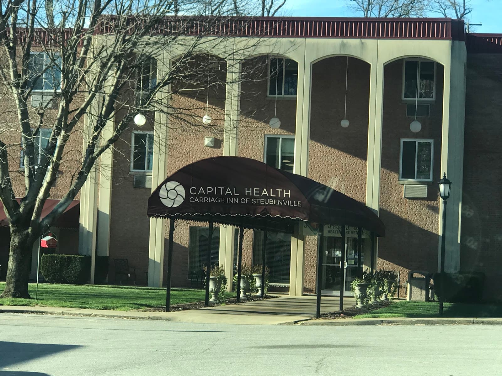 Carriage Inn of Steubenville — photo 1