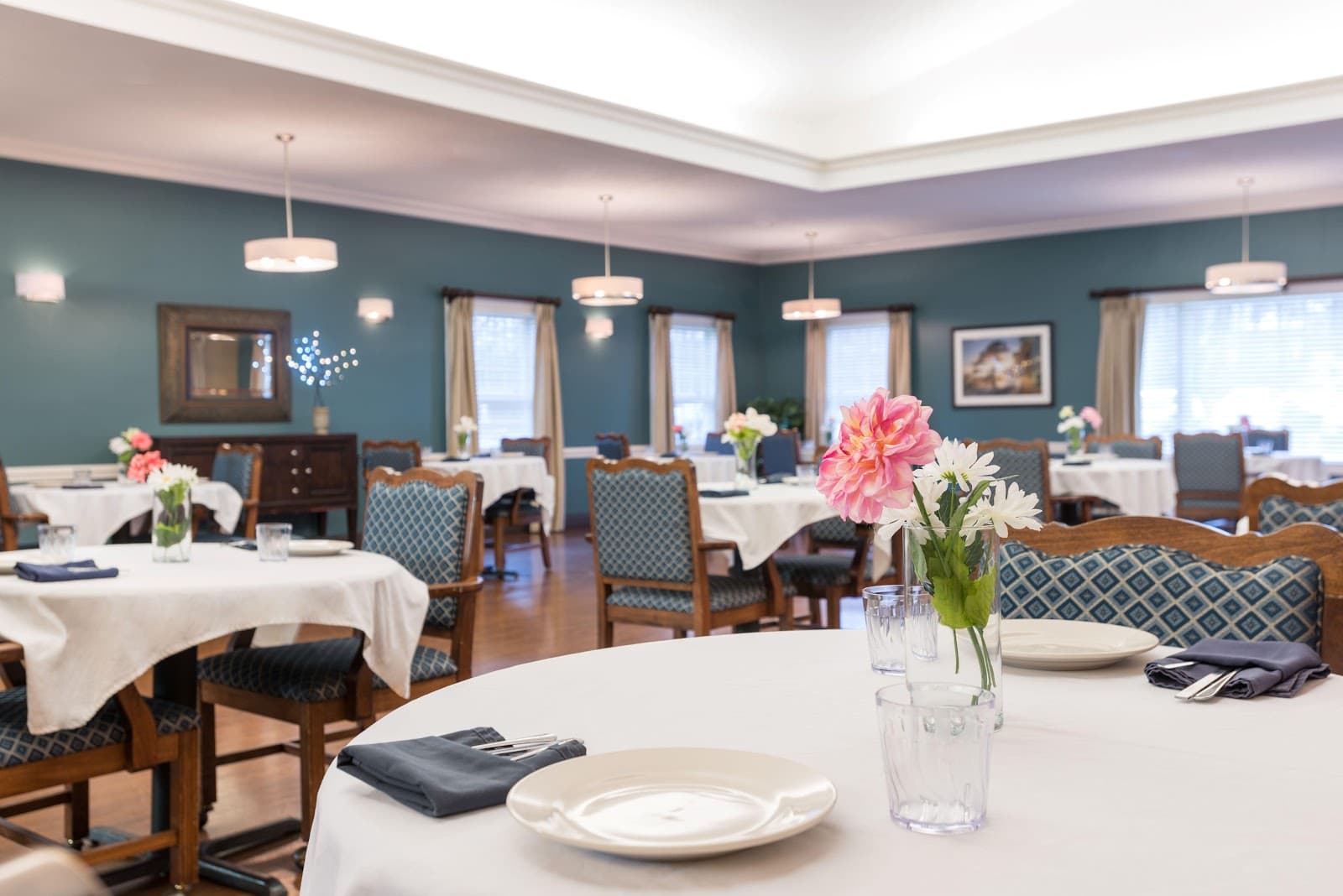 Aurora Manor Special Care Centre
