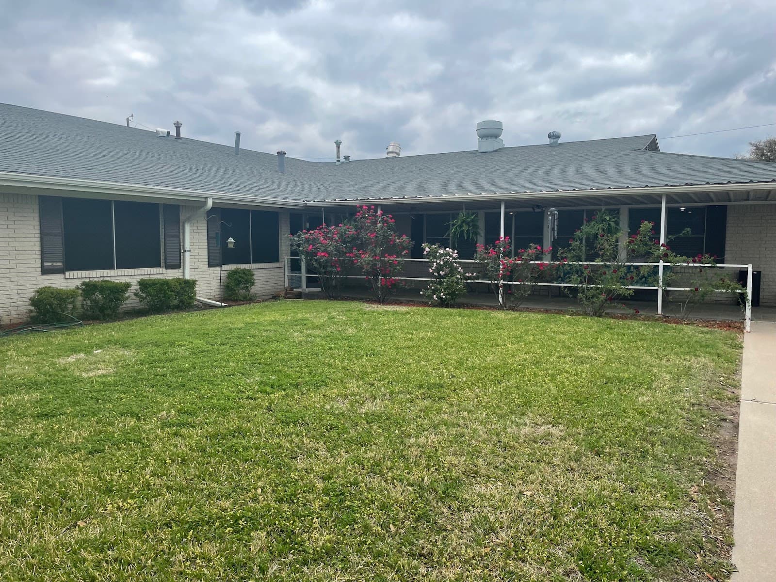 Western Hills Healthcare Residence