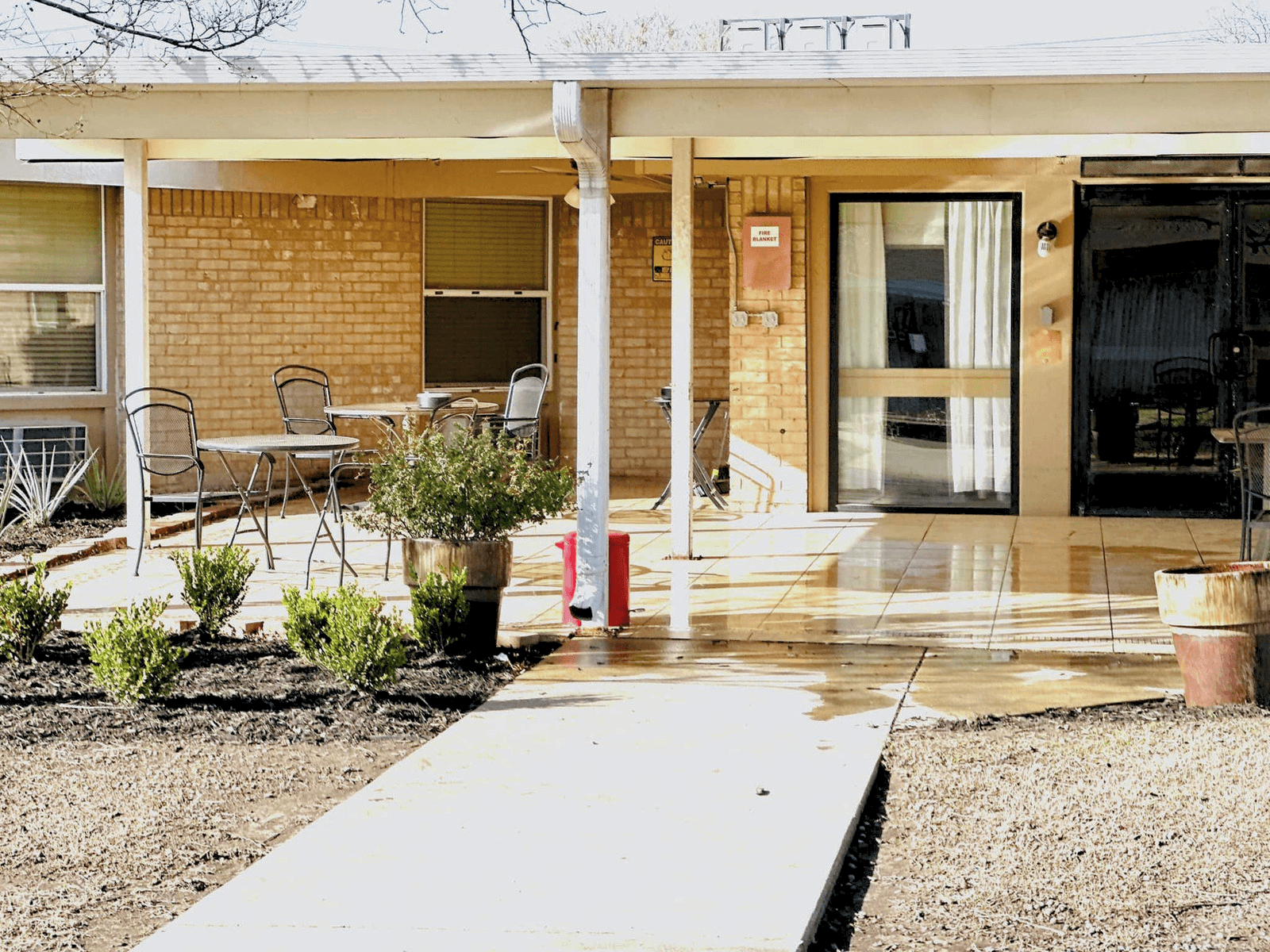 Estates Healthcare & Rehab Center