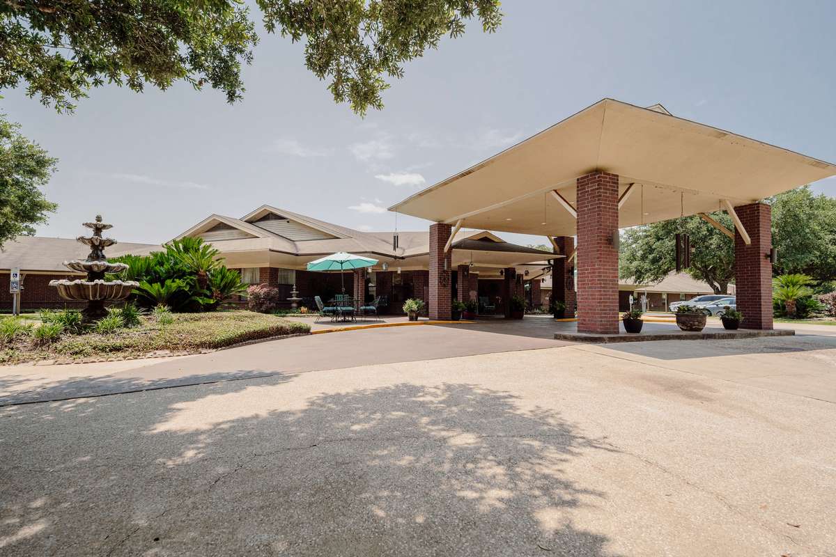 Silsbee Oaks Health Care