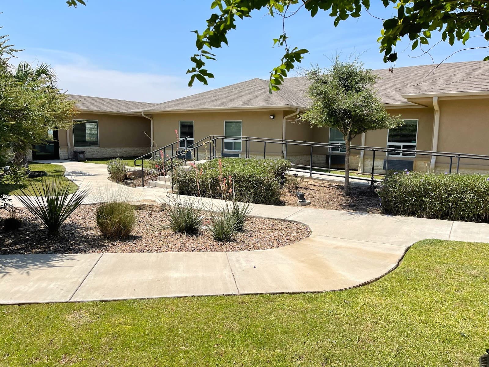 La Hacienda De Paz Rehabilitation and Care Center