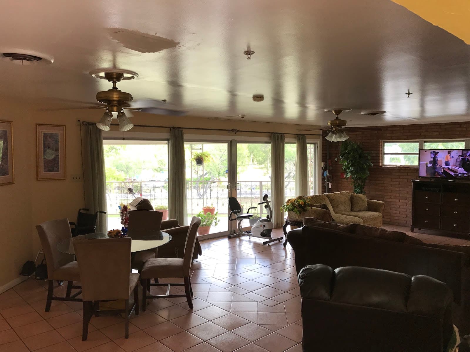 Lopez Homes Mcg Llc