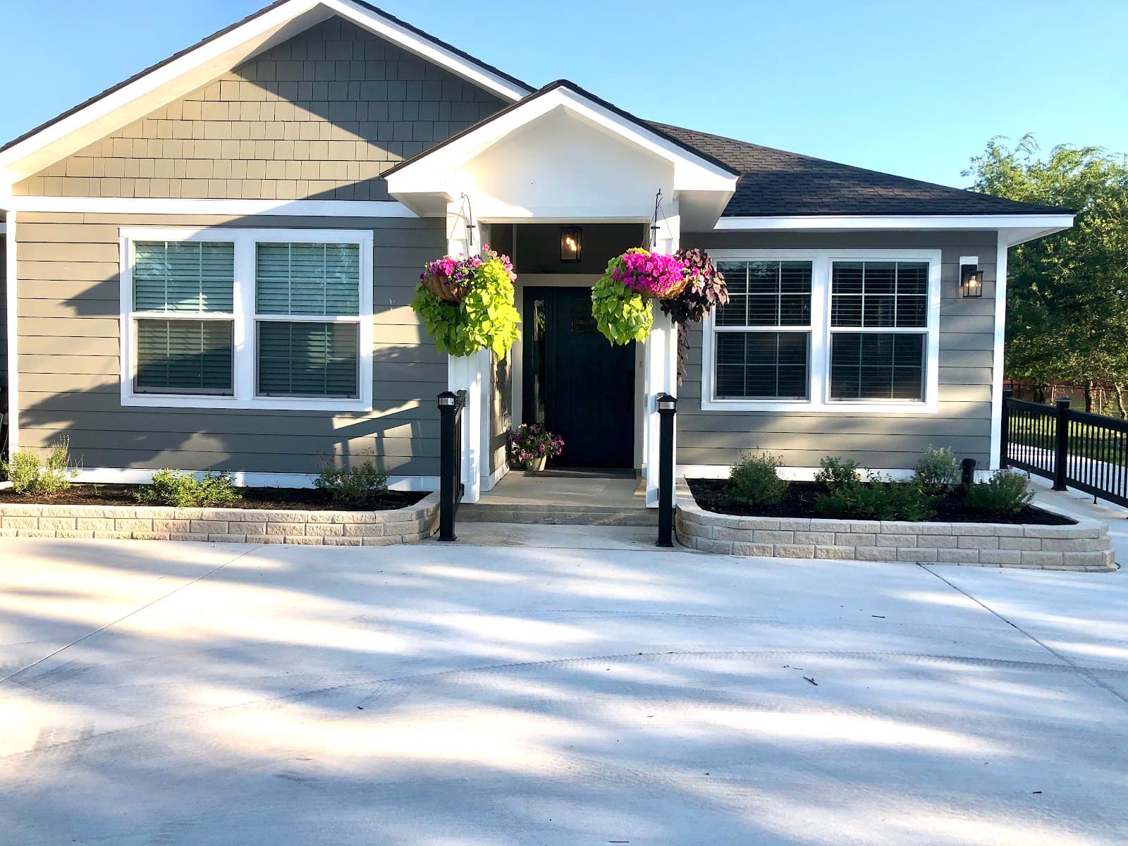Pecan Views Senior Care