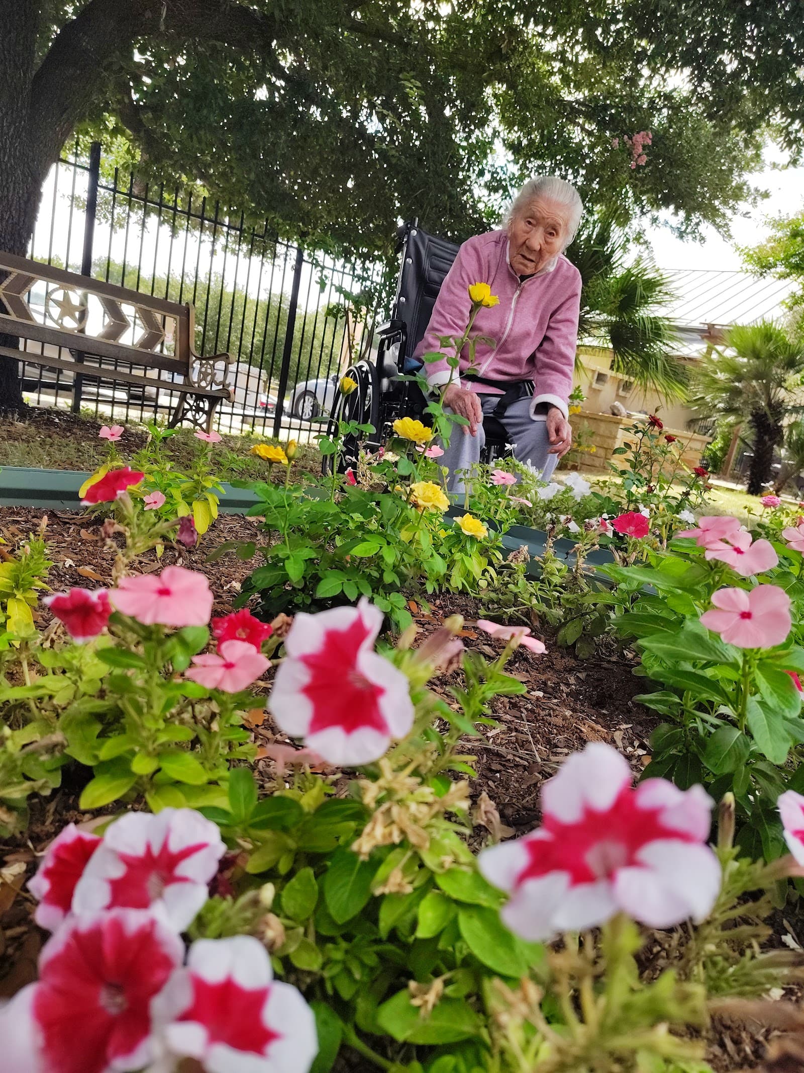Seasons Alzheimer's Care and Assisted Living