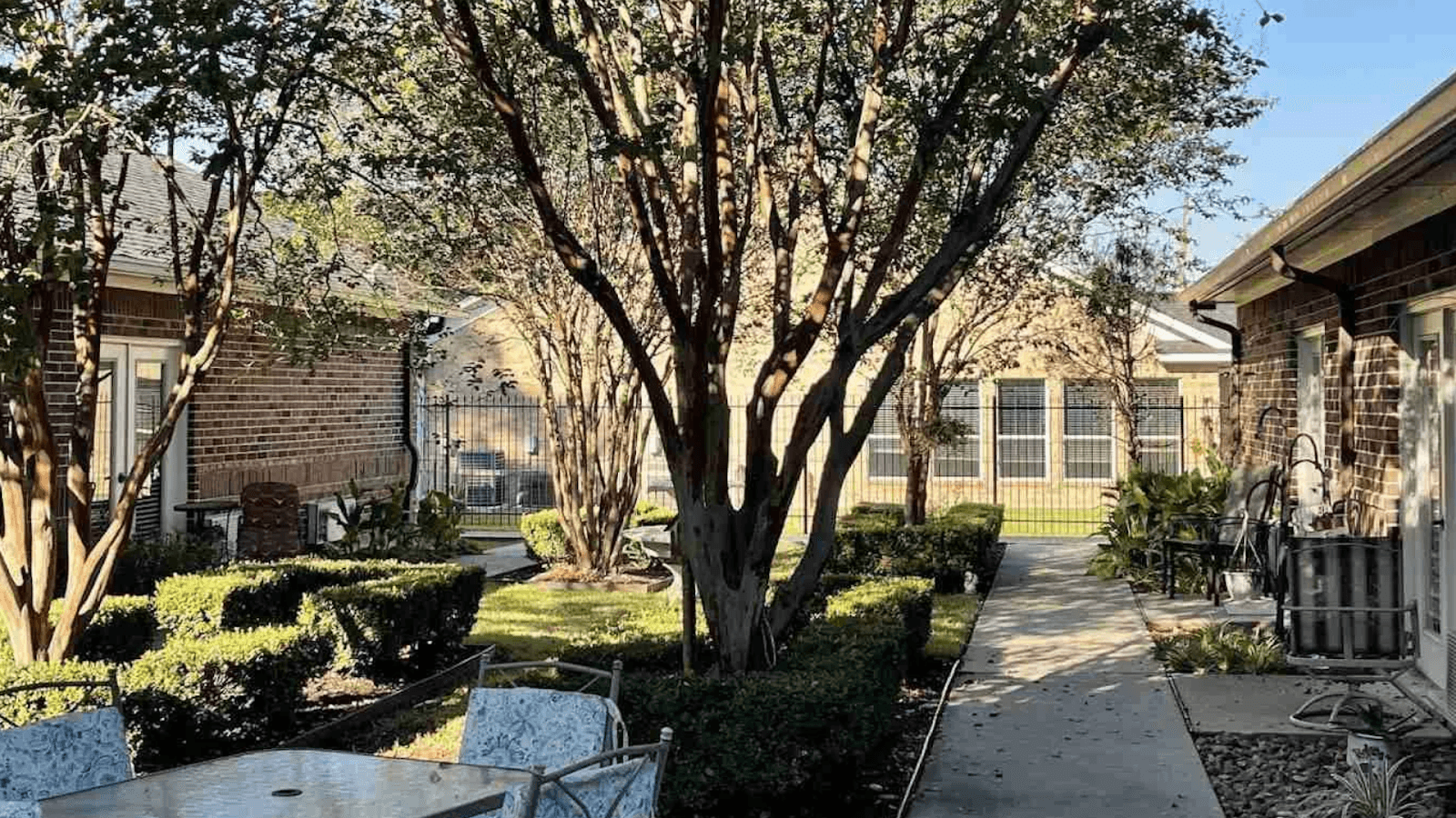 Harvest Home & Inwood Crossing — photo 1