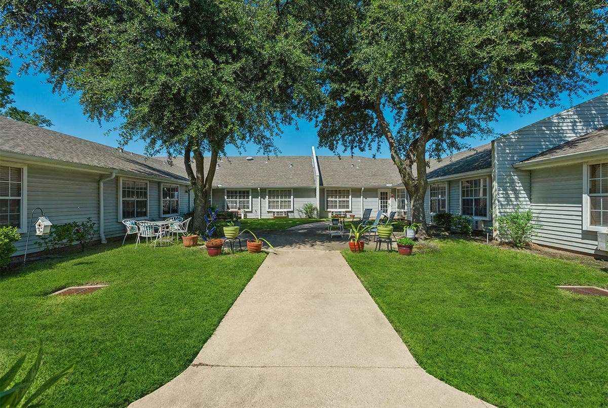 Lucas Court