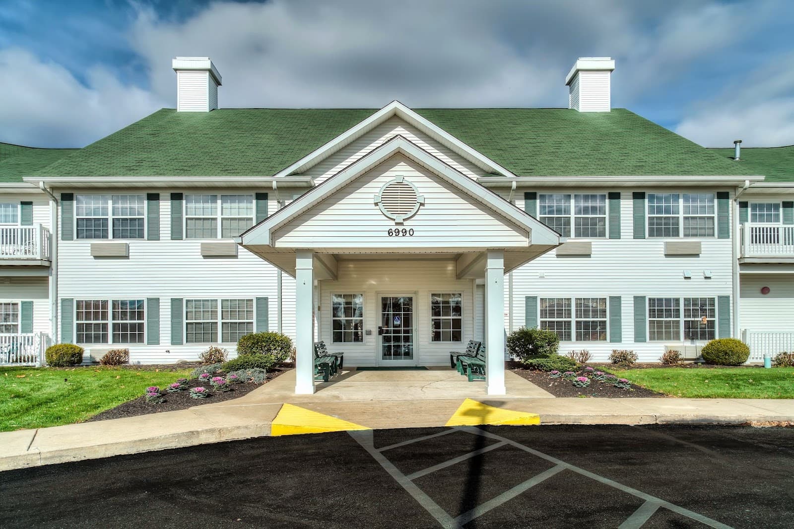 Park Square Manor