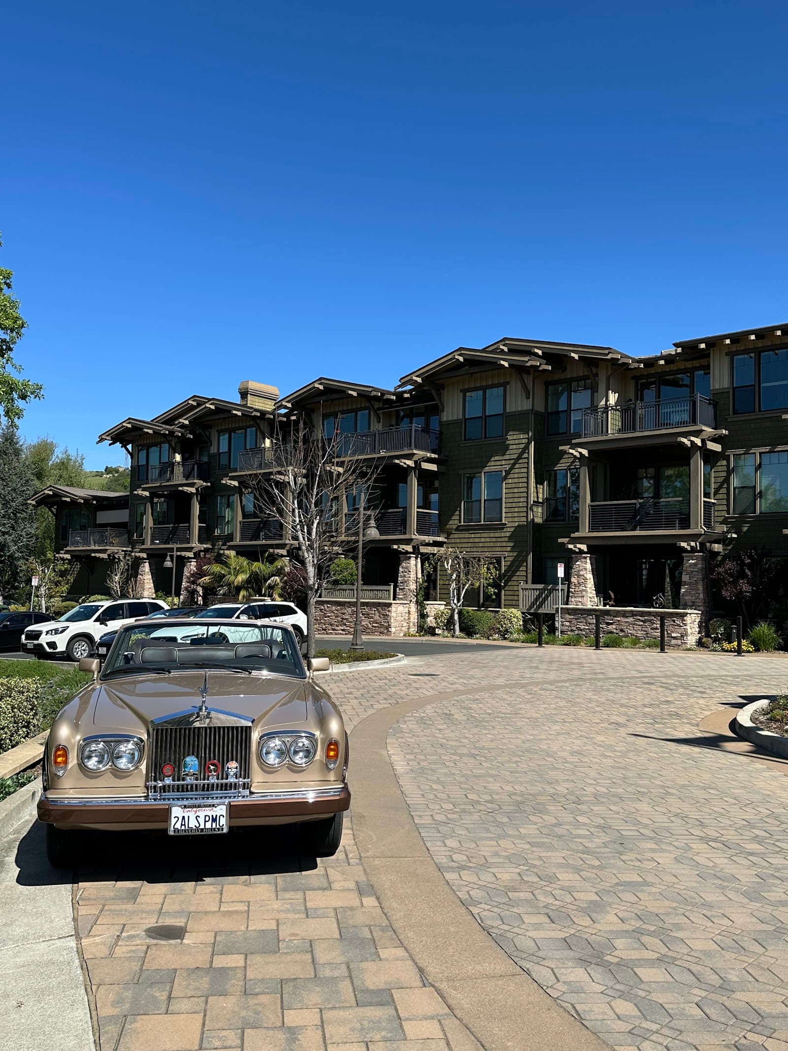 Fountaingrove Lodge LGBTQ+ Retirement Living