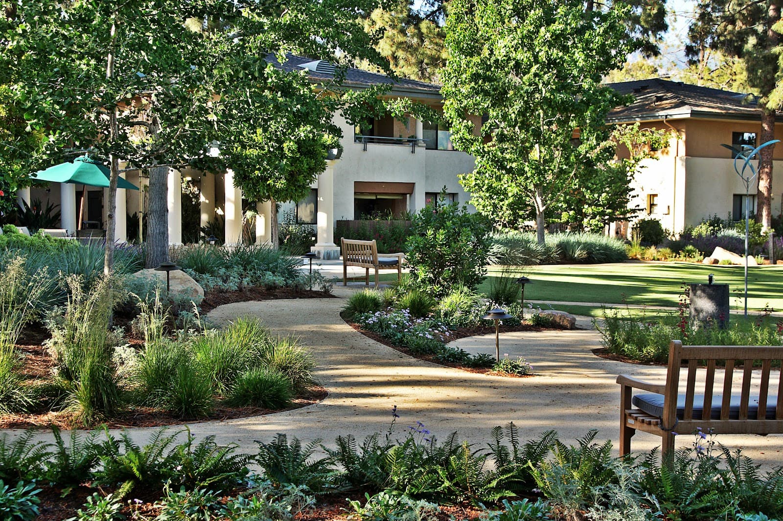 Vista del Monte Retirement Community — photo 1