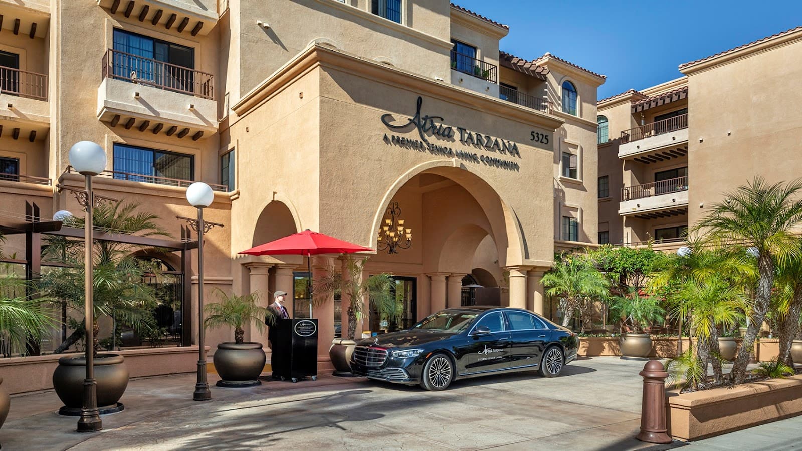 Atria Tarzana — photo 1