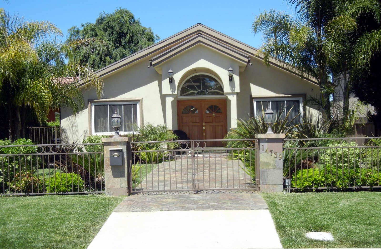 Be Well Senior Living / Sherman Oaks / Morrison