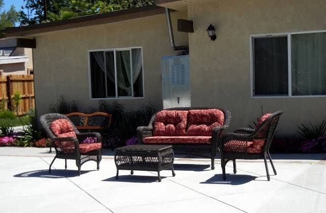 Be Well Senior Living / Tarzana