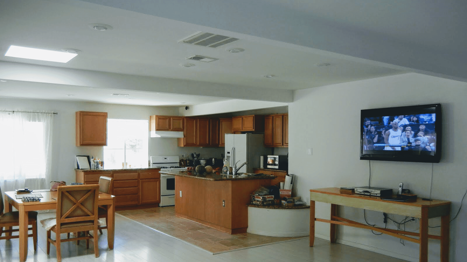 Be Well Senior Living / Tarzana
