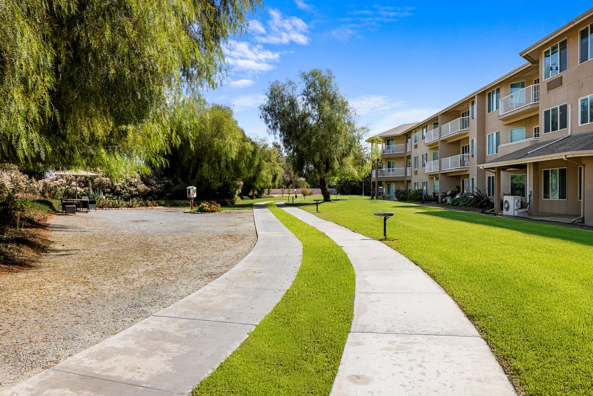 Sierra Hills - A Provincial Senior Living Community — photo 1