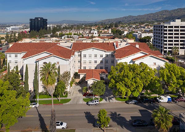 Belmont Village Senior Living Burbank