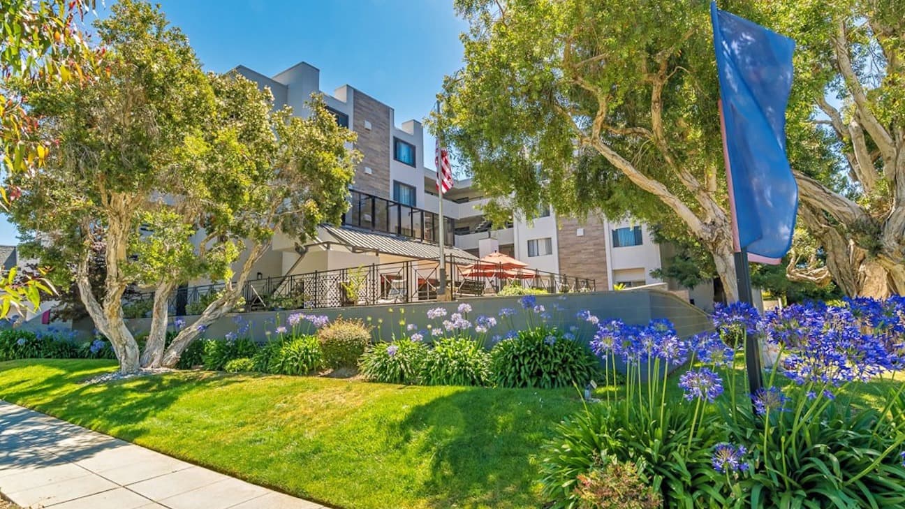 Burlingame Senior Living