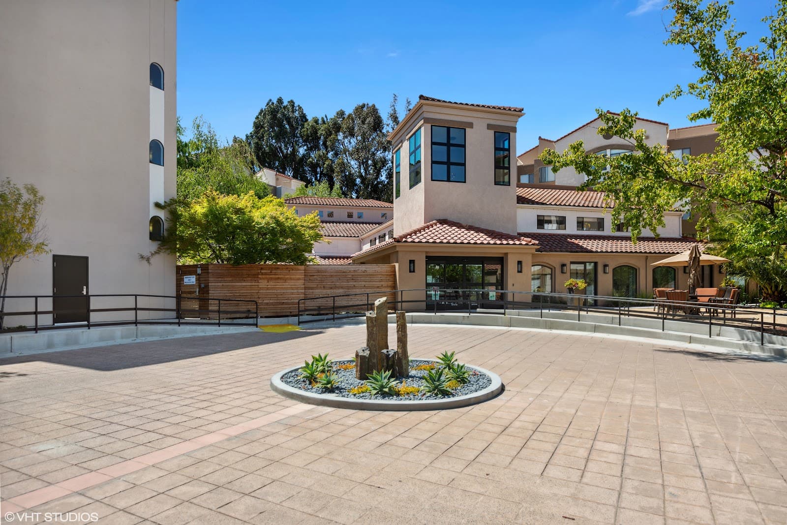 Cadence at Millbrae