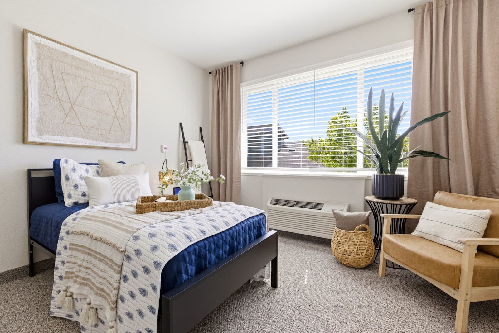 Carlton Senior Living Elk Grove