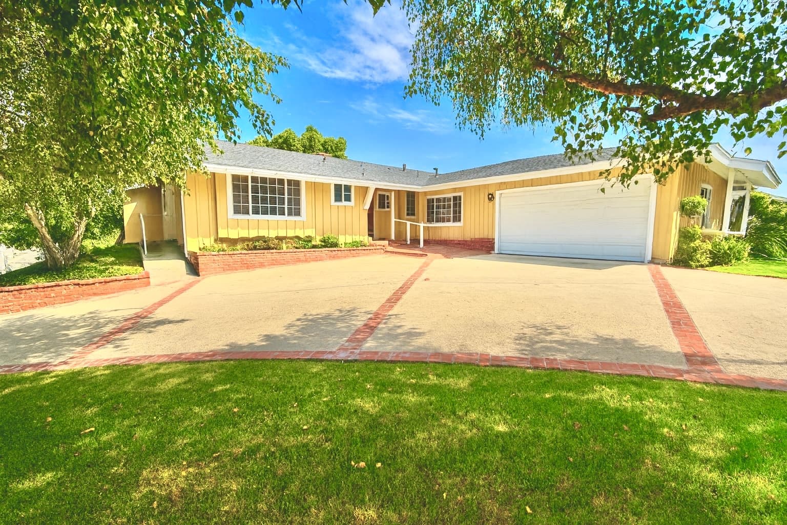 Emerald Isle Assisted Living Home- Hawthorne