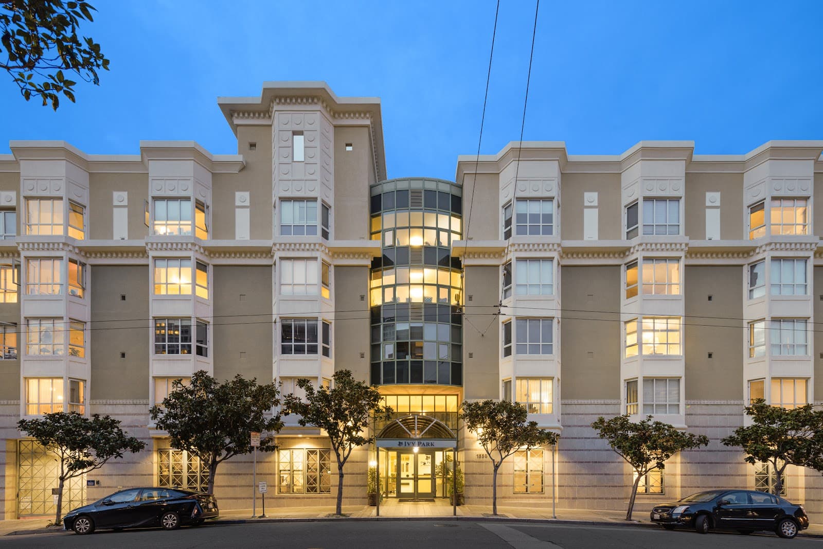 Ivy Park At Cathedral Hill