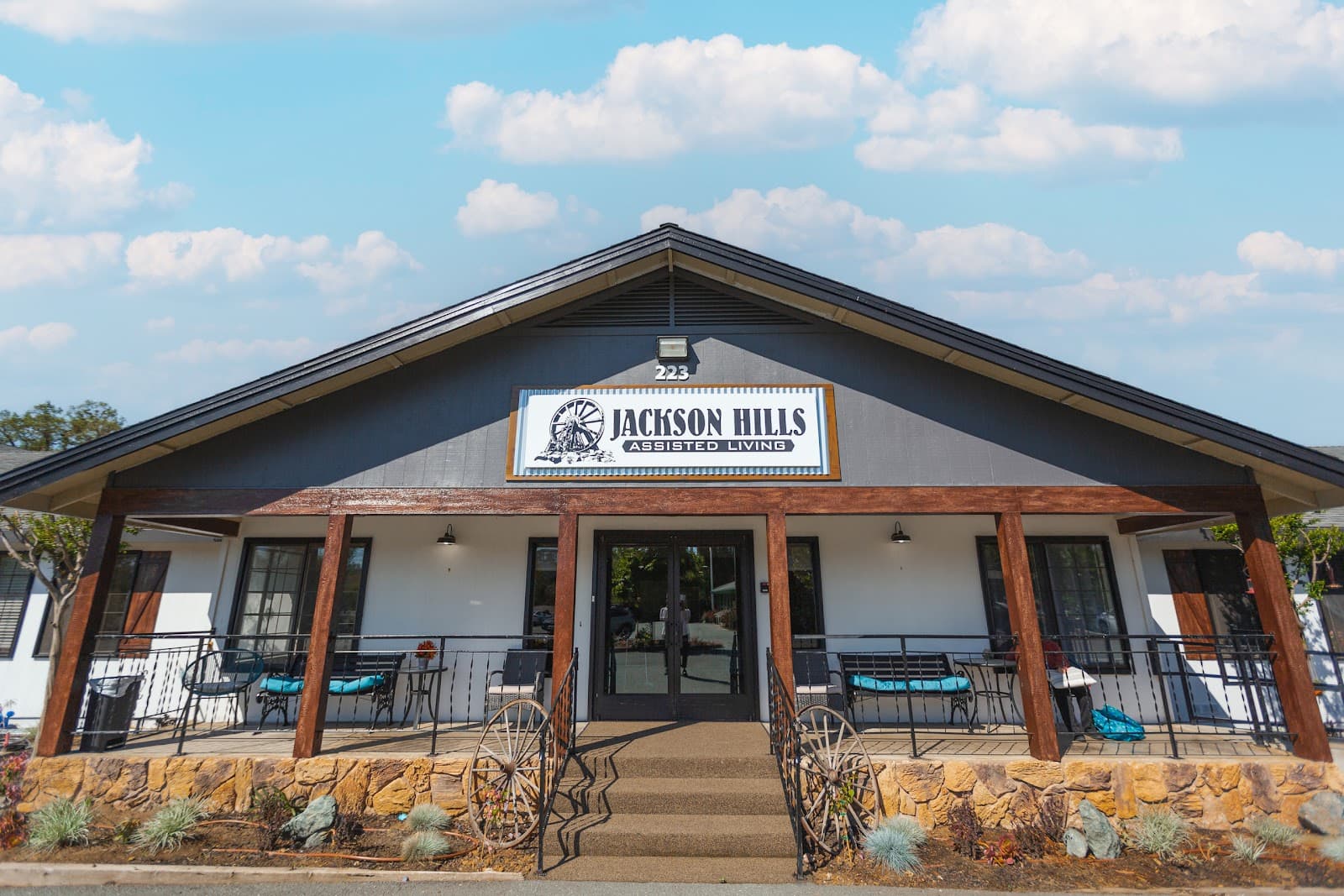 Jackson Hills Assisted Living — photo 1