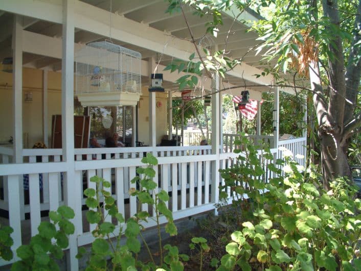 Lakeside Manor - Assisted Living and Memory Care