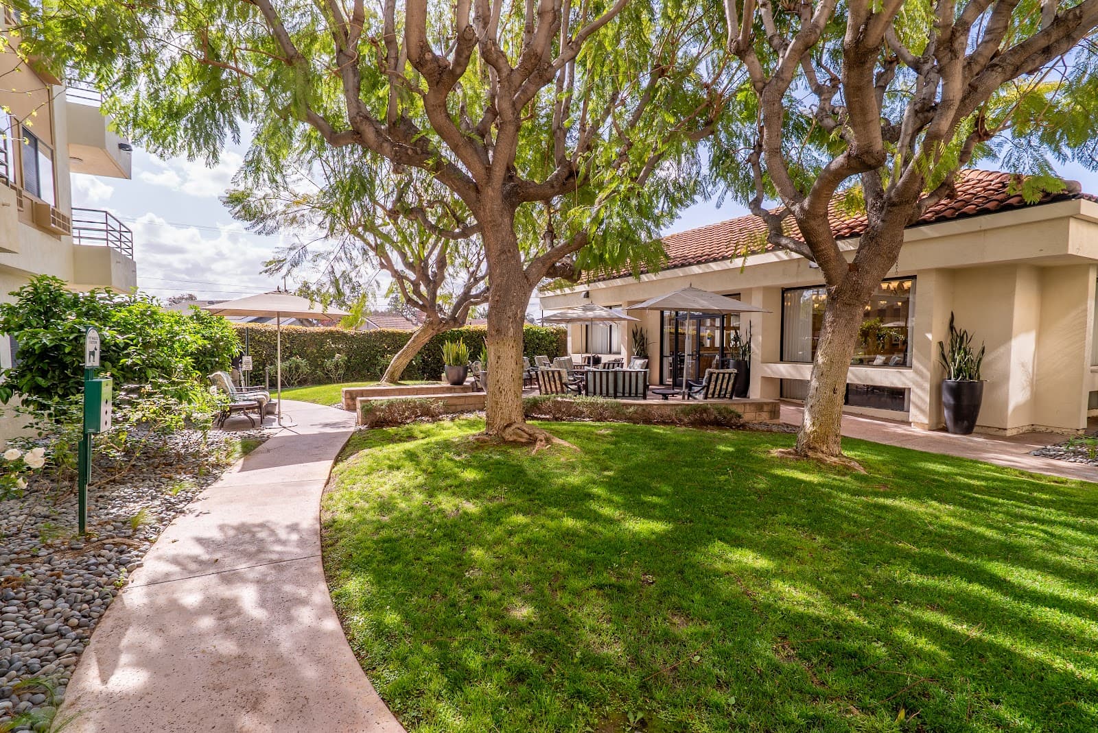 Everest at The Groves of Tustin — photo 1