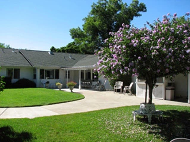 Roses & Ivy Assisted Living Facility for the Elderly