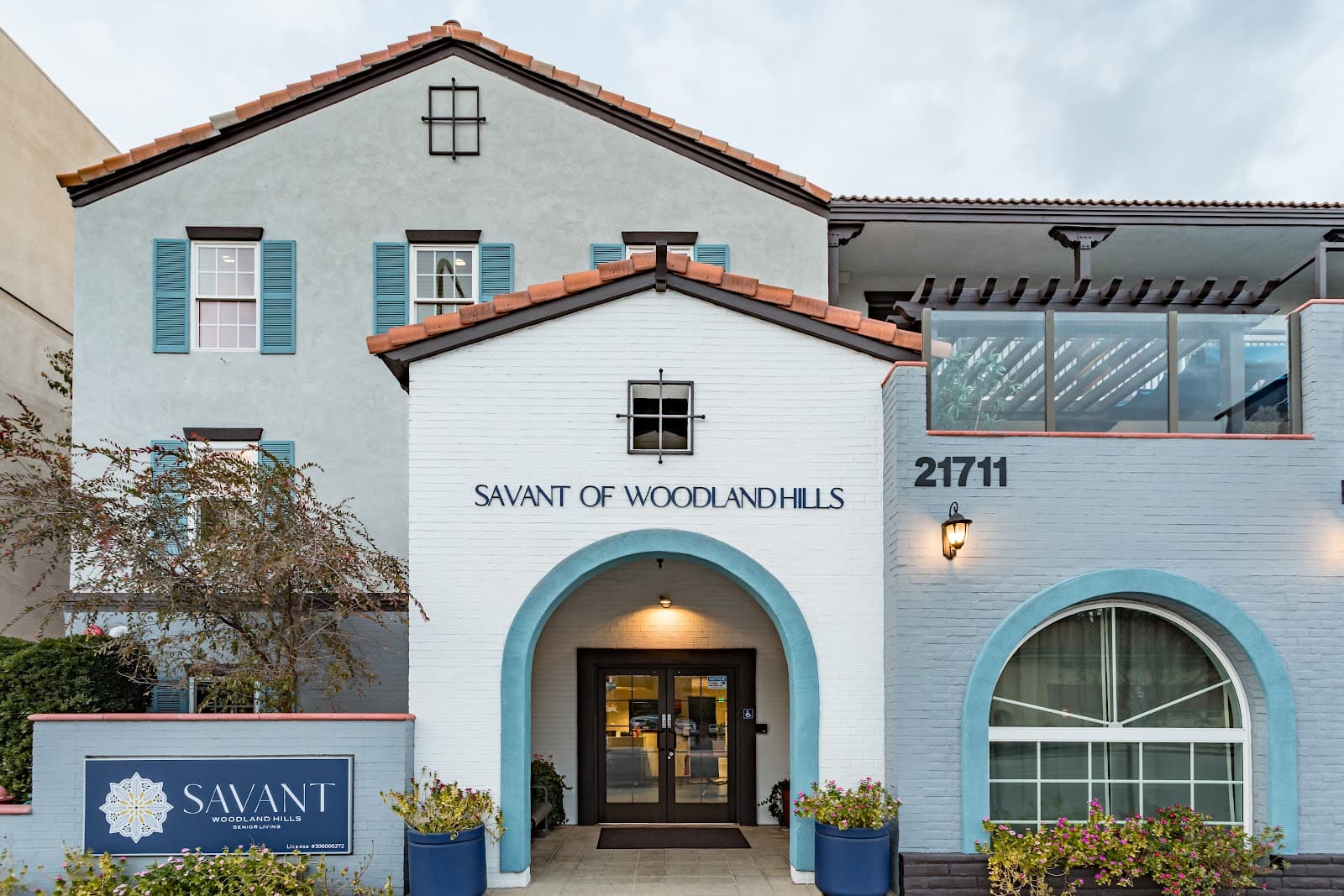 Savant Of Woodland Hills