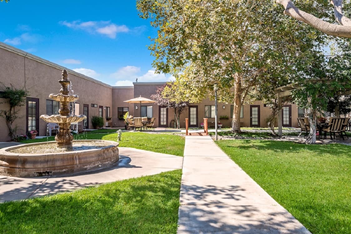 Sierra Vista Independent & Assisted Living