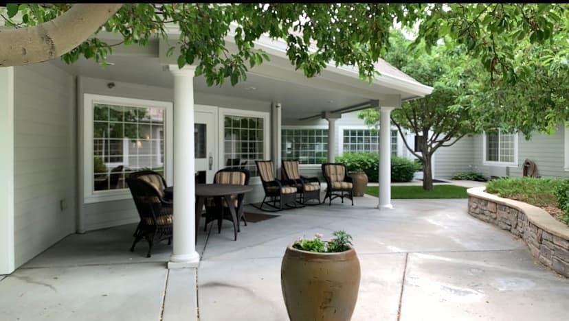 Aspen Ridge Alzheimer’s Special Care Center