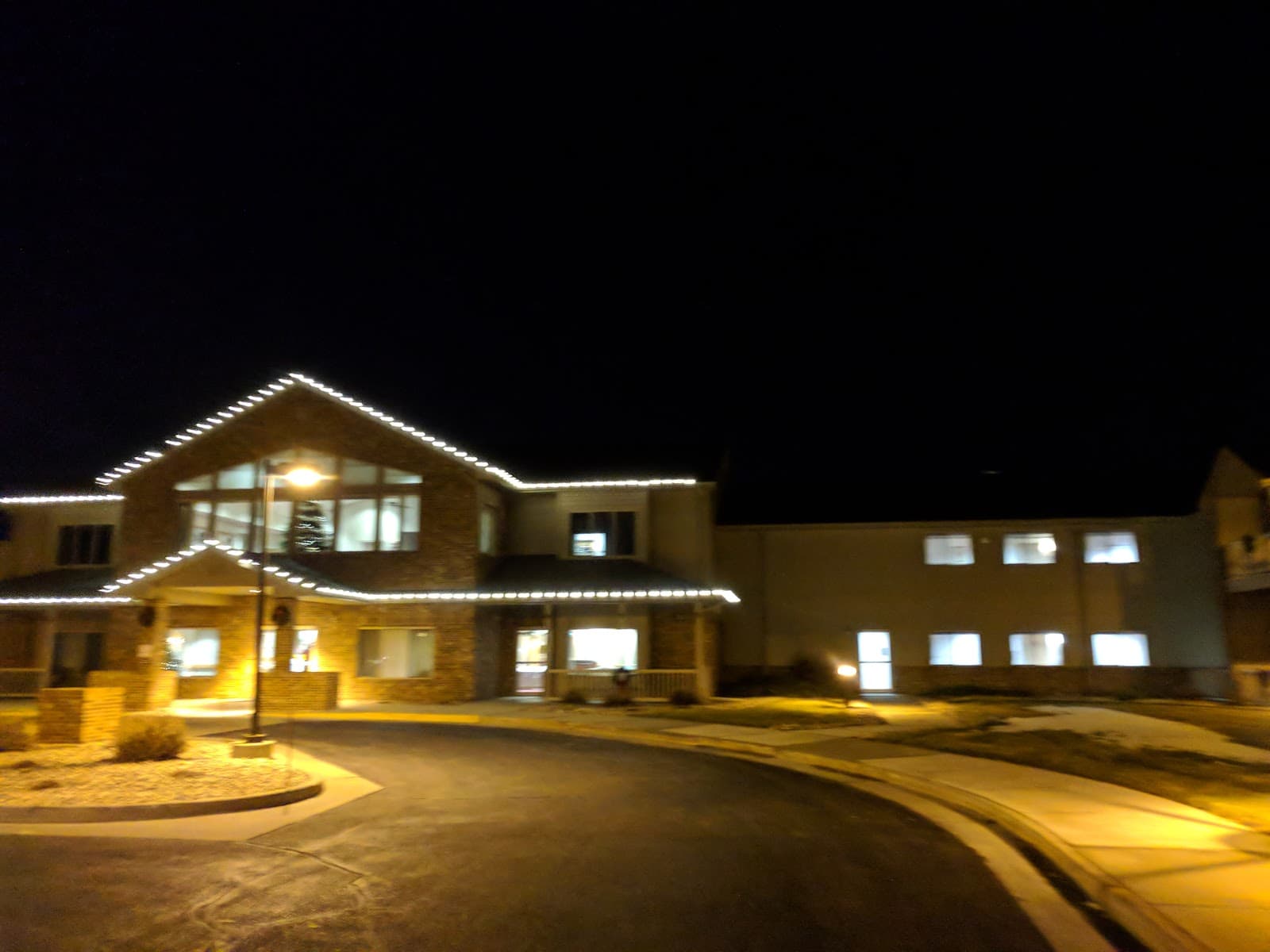 Ponderosa Lodge Senior Living
